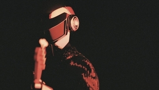 Graphic showing a figure wearing the Daft Punk helmet